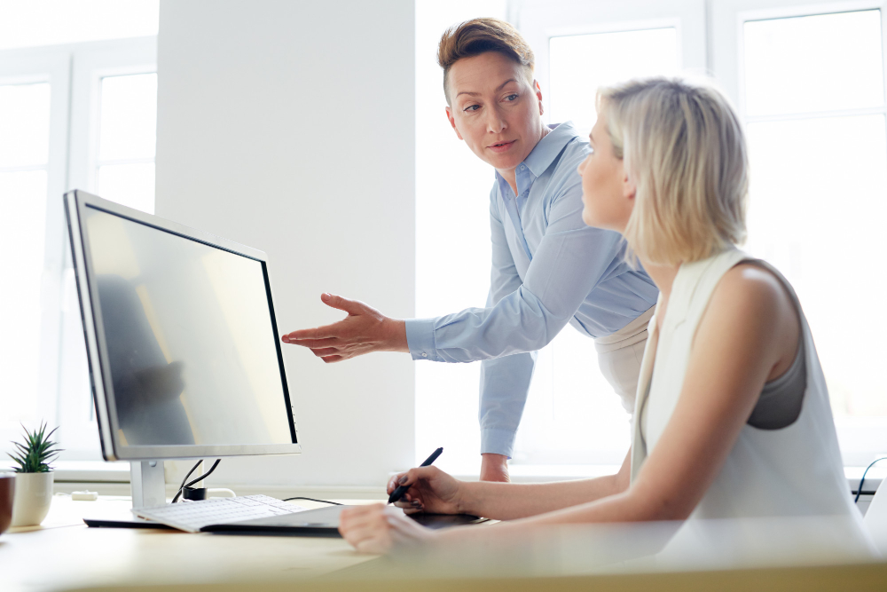 How to Present Designs to a Client & Make Them Love Your Work
